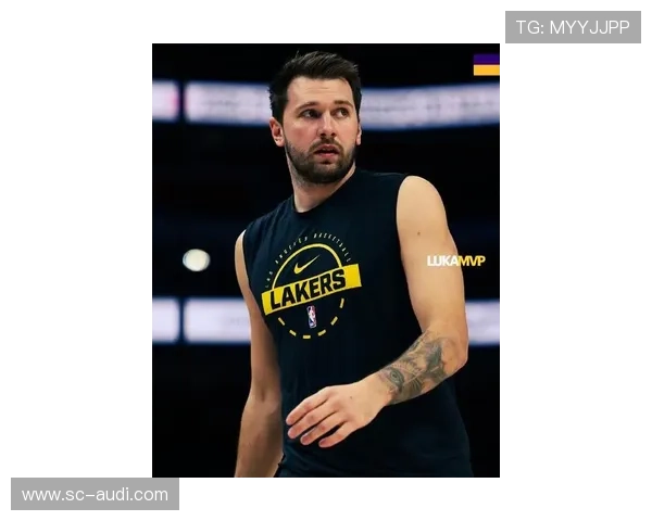 东契奇关键时刻擅用挡拆撕裂防线效率大增